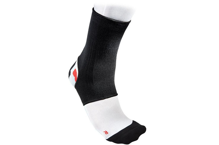 Elastic ankle brace, McDavid