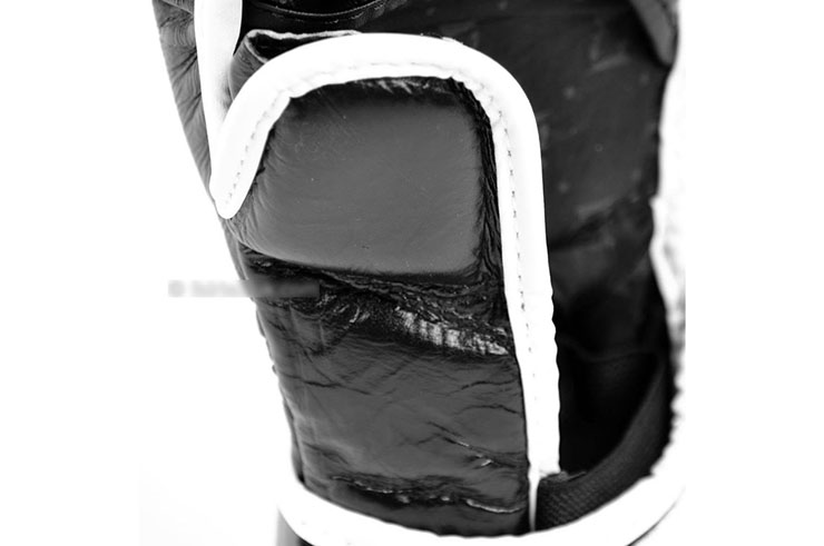 Free Fight Gloves in leather, With Thumb - FXFGV15, Fairtex