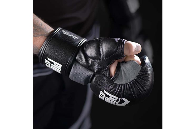 MMA Sparring Gloves - Riot, Phantom Athletics