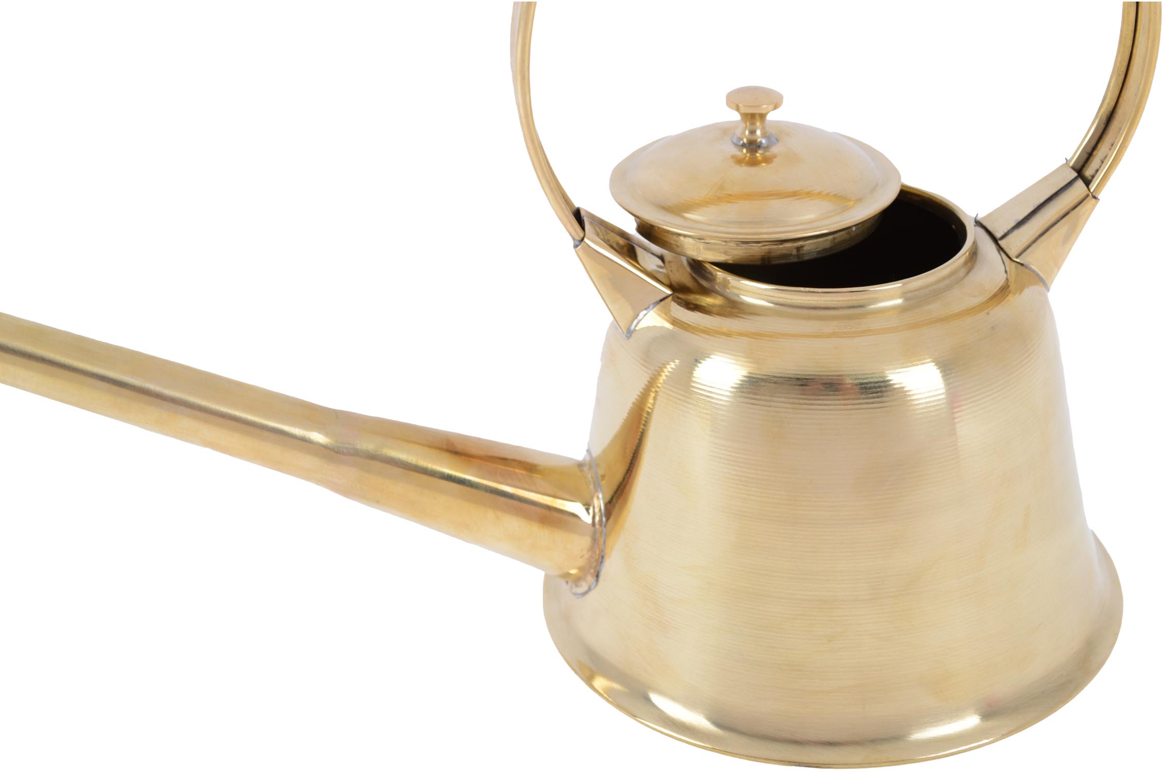 How a Long Spout Teapot Connects Tai Chi with Tea