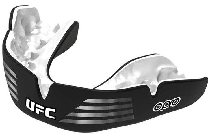 Protetor bucal único, termoformável - OPRO vs UFC Strike, OPRO