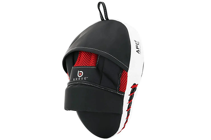 Patas de Urso, Curva - Brave, Century
