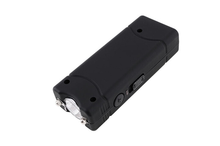 Pistola de Choque Elétrica Compacta com Lanterna – Autodefesa