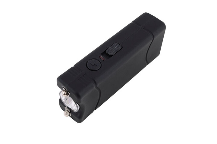 Pistola de Choque Elétrica Compacta com Lanterna – Autodefesa