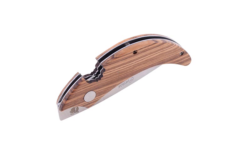Cuchillo de madera, Corsica grabada
