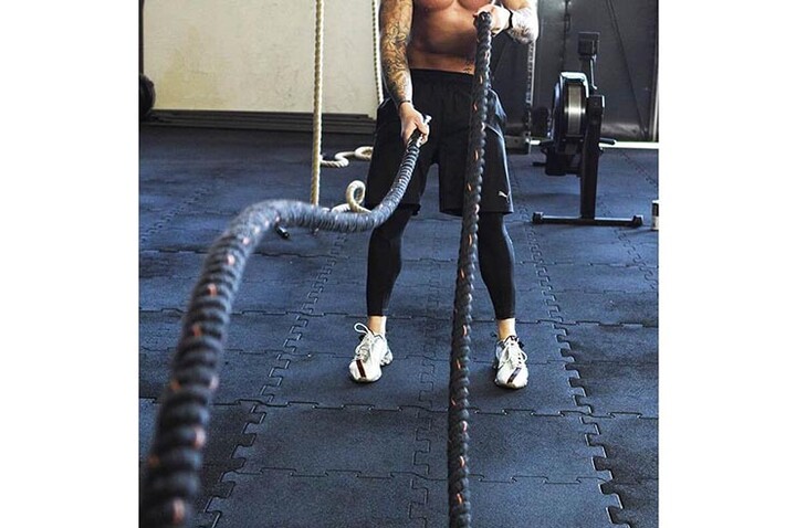 Suporte de parede para corda de oscilação/Battle Rope, Sveltus