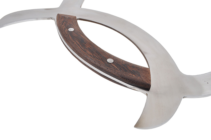 Bagua Zhang Crescent Moon Knives (Shuang Yue) - Long Horn