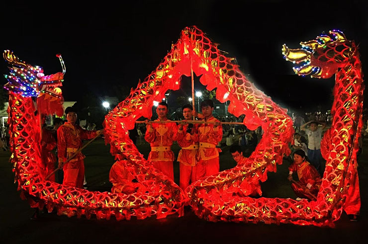 Dragón Luminoso - Rojo y Oro, 7 Personas