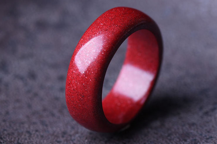 Anillo, Cinabrio Rojo