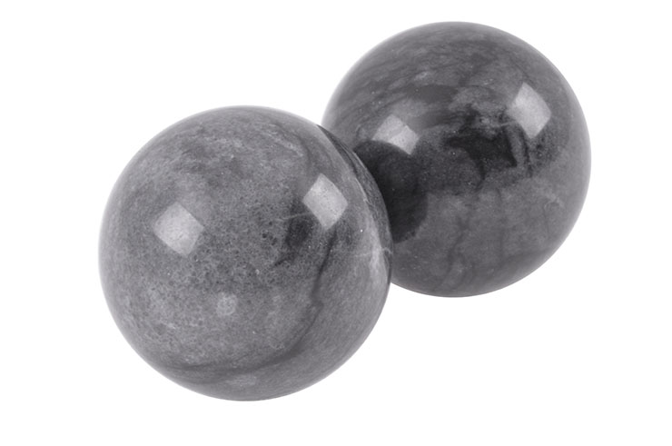 Gi Qong balls - Black Granite