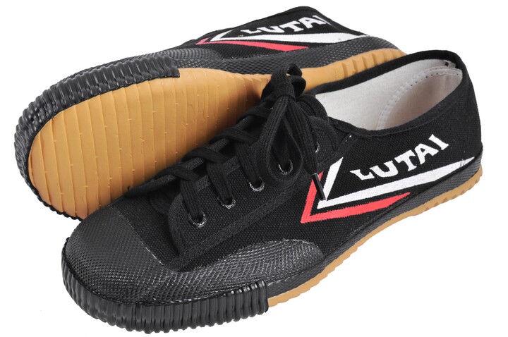 Sapatos Wushu Lutai