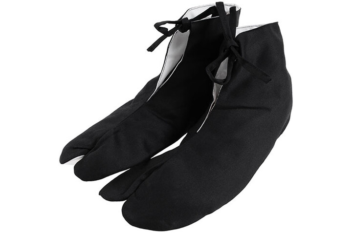 Sapatos de Ninja Tabi, Interior