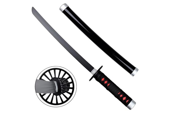 Tanto ornemental, noir et rouge