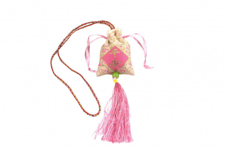 Porte bonheur Chinois, Sac avec pompon