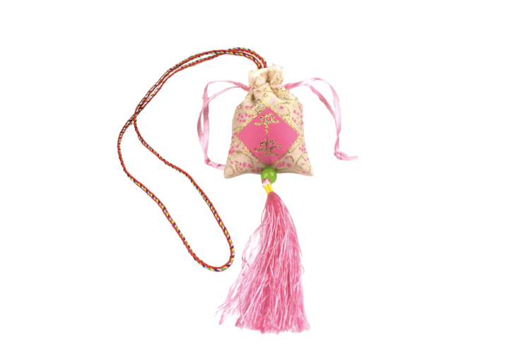 Lucky charm, Bag with pompom