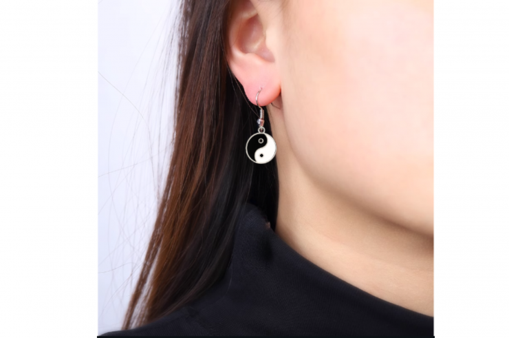 Brincos Yin Yang, Simple