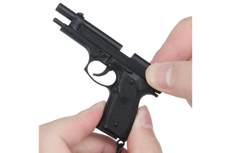 Pistol Keychain, Semi-functional