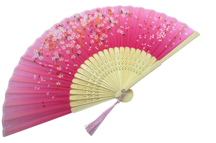 Ventilador de verão leve, flores matinais